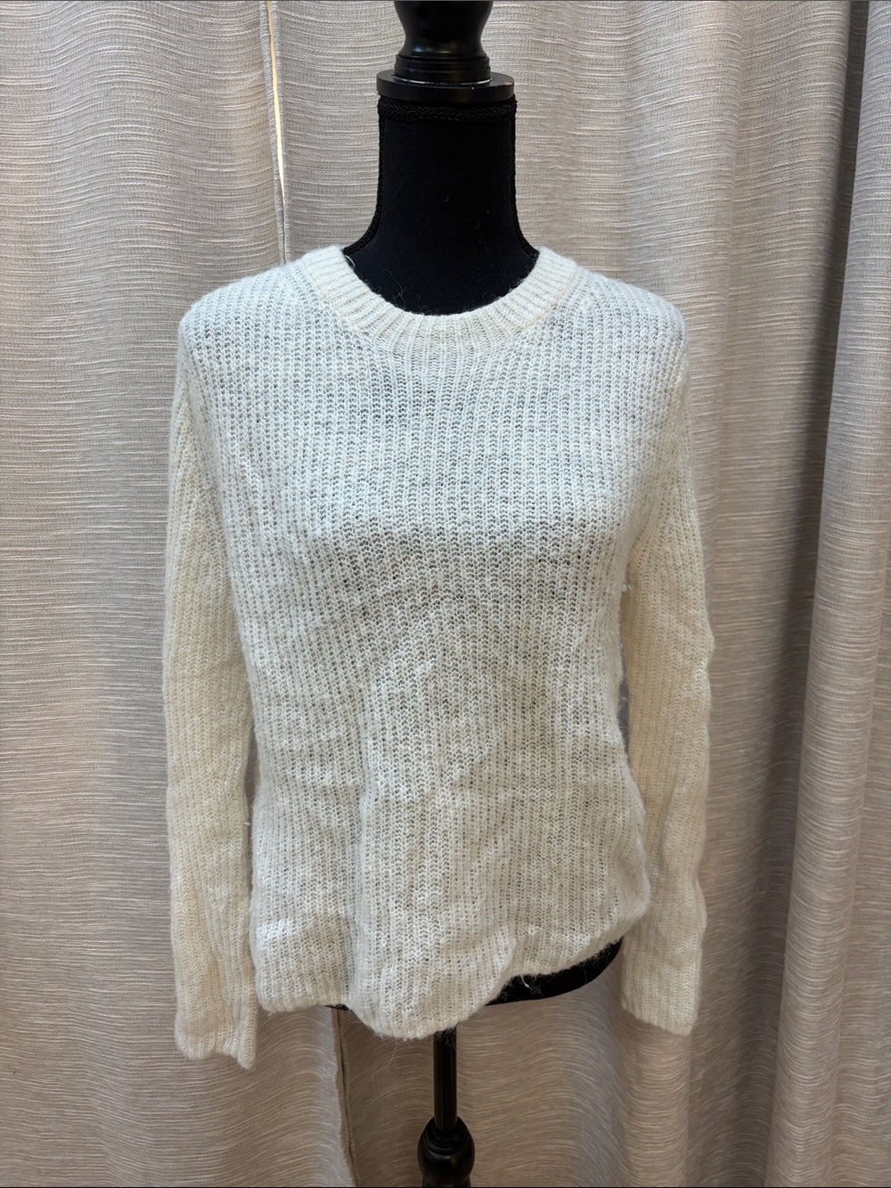 Banana Republic Everyday Cream Crewneck Sweater for Women